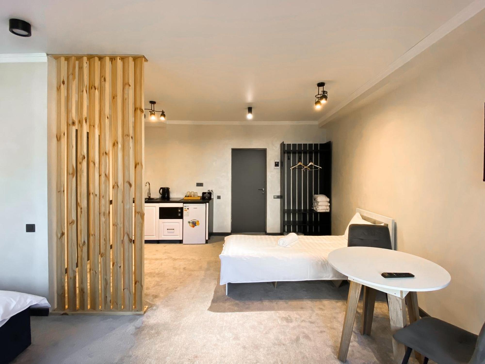 Apart Hotel Beles Almaty Eksteriør bilde